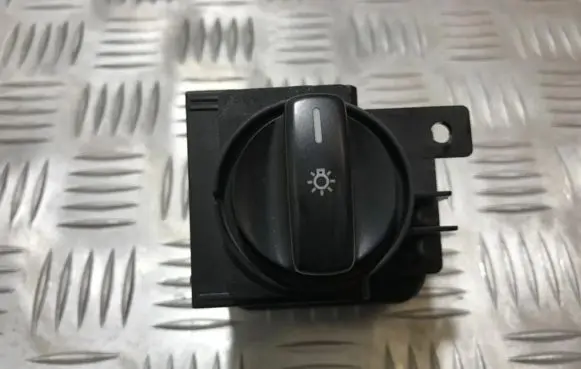 Mercedes-Benz A W169 Light switch 1695451504 0144779