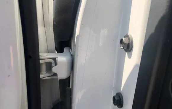 Suzuki Ignis Front door upper hinge