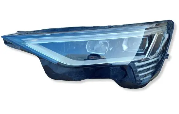 Audi e-tron Headlight/headlamp 4KE941039D