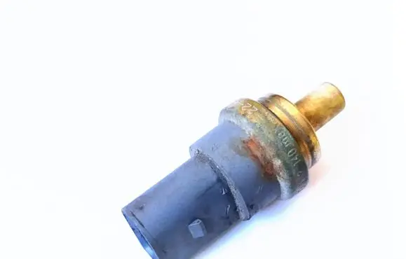 Volkswagen PASSAT B6 Coolant temperature sensor 06A919501