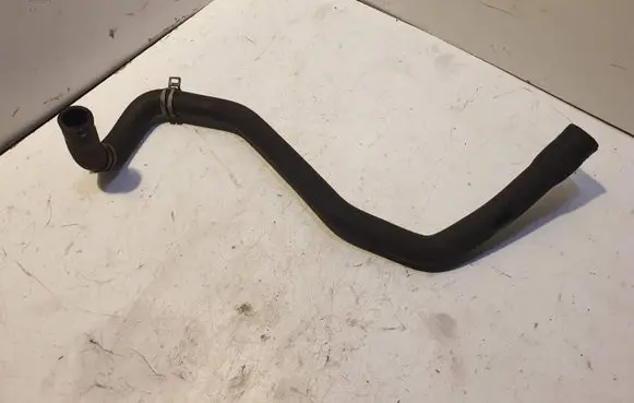 Volvo V50 Engine coolant pipe/hose