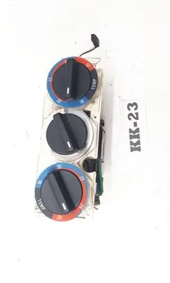 BMW 5 E34 Climate control unit 1382147 8351654 828719