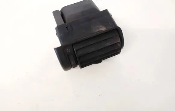 Audi A4 S4 B5 8D Dash center air vent grill 8d1820901