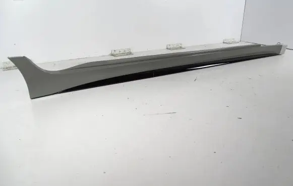 Mercedes-Benz AMG GT 4 x290 w290 Side skirt front trim A2906980400