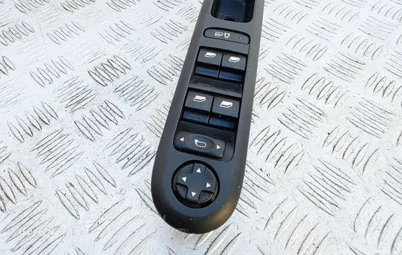 Electric window control switch