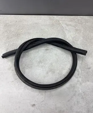 Audi A4 S4 B7 8E 8H Engine compartment rubber 8E0823723B