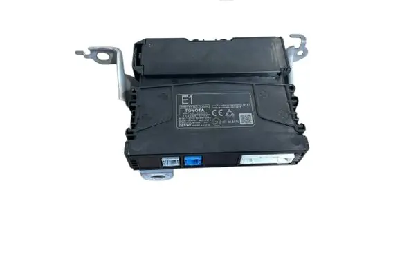 Toyota Camry VIII XV70 Other control units/modules 8674033090