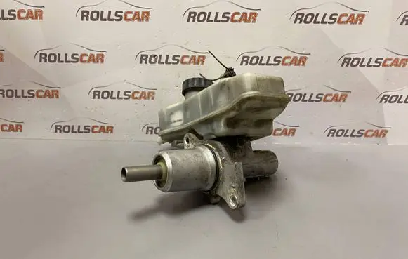 Master brake cylinder