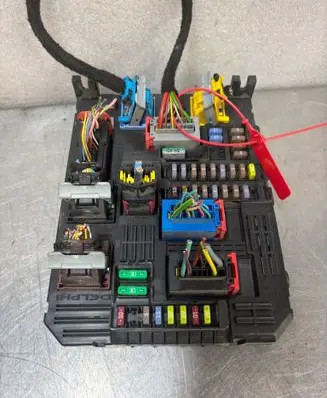 Peugeot Expert Fuse box set 9819851280