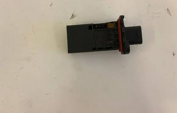 BMW X3 G01 Mass air flow meter 8605565