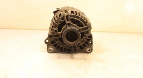 Volkswagen Polo III 6N 6N2 6NF Generator/alternator O37903025L