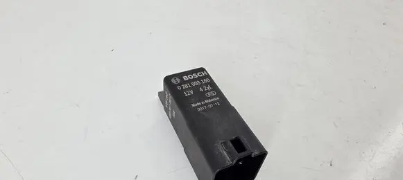 Audi SQ7 Glow plug pre-heat relay 4M0907282D
