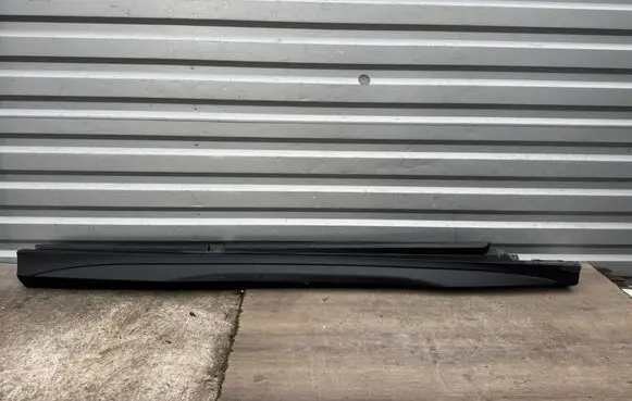 Mercedes-Benz GLC C254 Front sill (body part) A2546984700 AMGX254L