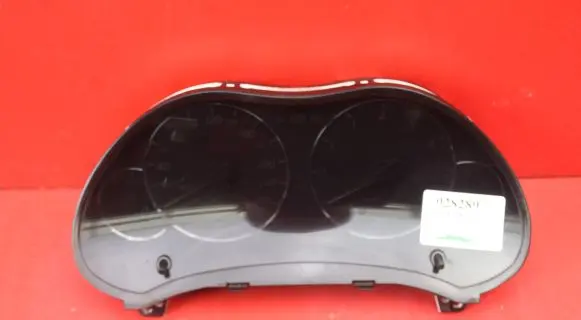 Toyota Avensis Verso Speedometer (instrument cluster) 83800-05570-H
