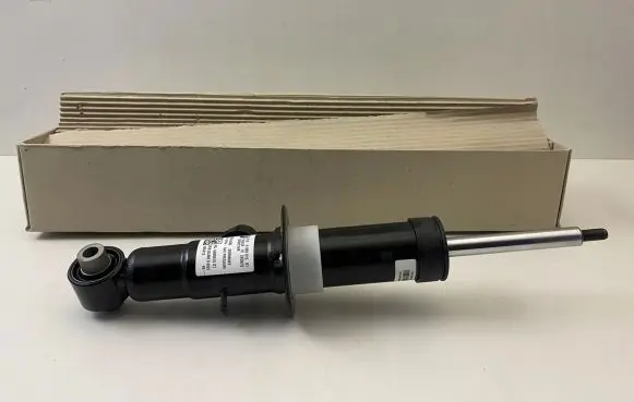 BMW X5 G05 Rear shock absorber/damper 6889015