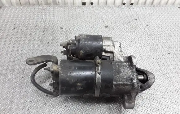 Volkswagen PASSAT B5.5 Starter motor 1005821933