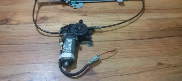 Honda Accord Rear door window regulator motor 130484464 0130321631