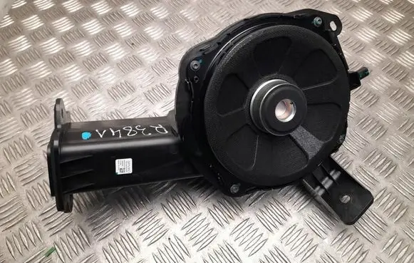 Polestar 4 Subwoofer speaker P8892907823