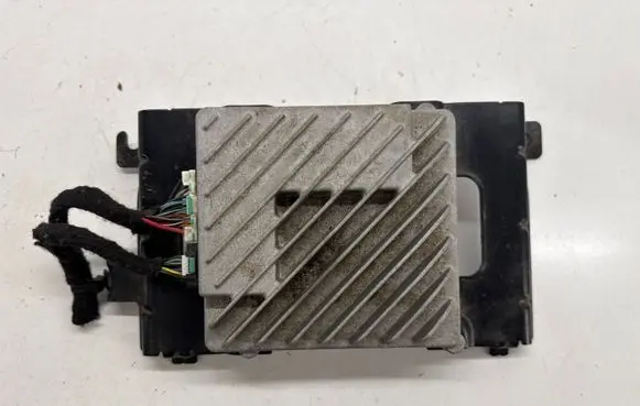 Dodge RAM Sound amplifier 68369632AG 68369632AA 68369632AB