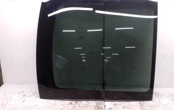 Nissan Qashqai Sunroof glass 