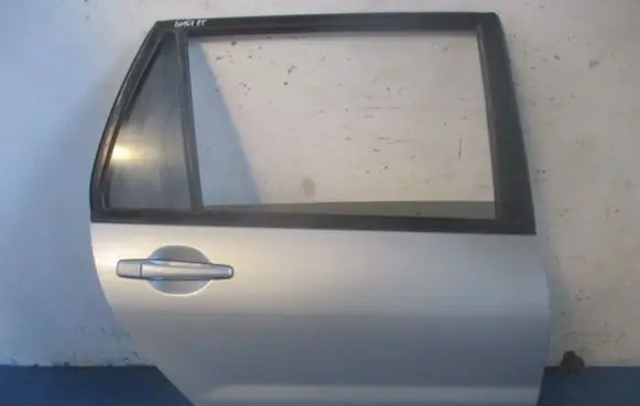 Mitsubishi Lancer Rear door