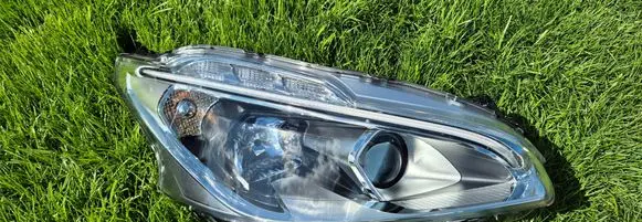 Peugeot 208 Headlight/headlamp 9822690180