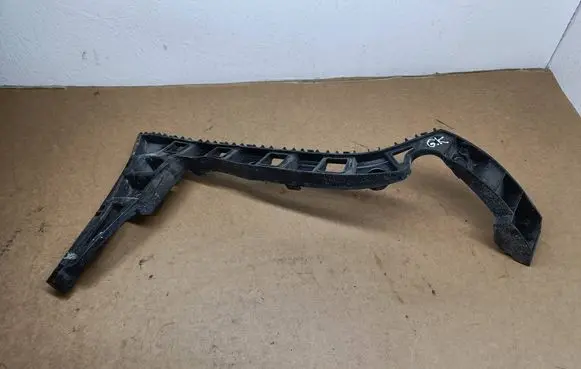 Volkswagen PASSAT B7 USA Rear bumper mounting bracket 561807393C