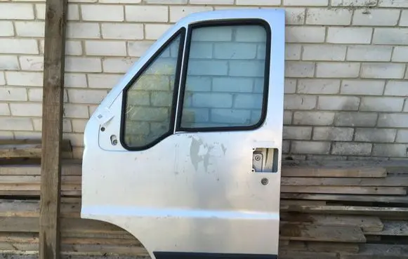 Fiat Ducato Front door