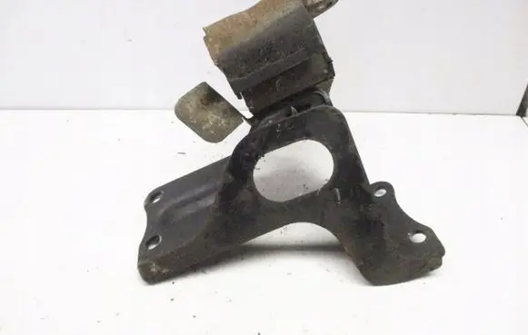 Nissan Serena Engine mount vacuum valve 11210-9C000