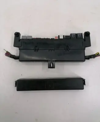 Cadillac CTS Fuse module 72548419