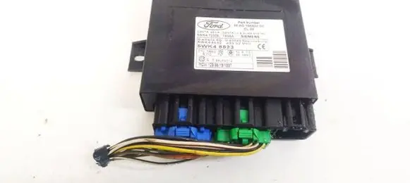 Ford Focus Comfort/convenience module 98AG15K600DE 5WK47230E