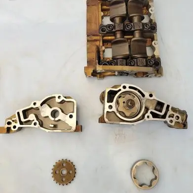 BMW 3 E46 Oil pump 