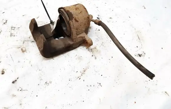 Toyota RAV 4 (XA20) Front brake caliper