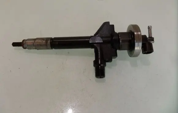 Mazda 6 Fuel injector 13H50