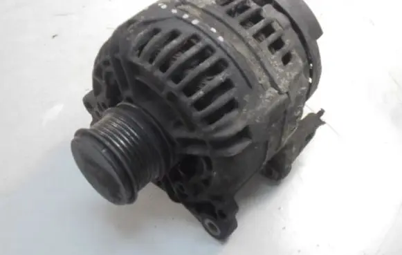 Ford Galaxy Generator/alternator 028903028E
