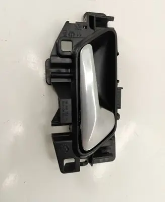Peugeot 508 II Front door interior handle 98201552