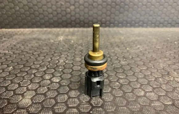 Volvo XC60 Coolant temperature sensor 8653172 101004
