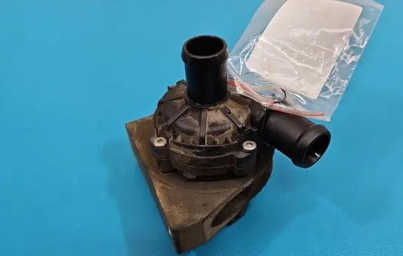 Skoda Octavia Mk3 (5E) Electric auxiliary coolant/water pump 2Q0965567 IMPRK1576882