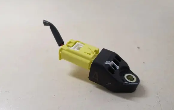 Subaru Outback Airbag deployment crash/impact sensor 98237AJ000