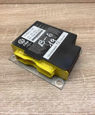 Volkswagen PASSAT B6 Airbag control unit/module 3C0909605J 391130