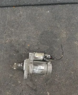 Volkswagen Tiguan Starter motor 02M911024H