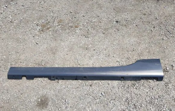 Mazda MX-5 NB Miata Sill/side skirt trim NE5151P50