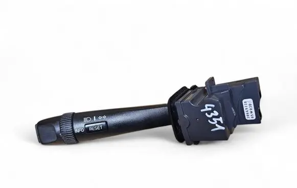 Volvo V70 Indicator stalk 30669738