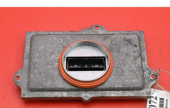 Ford Mondeo MK I Voltage converter/converter module 90128444