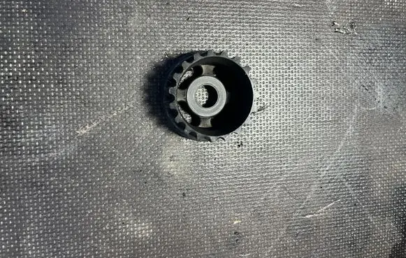 Mitsubishi L200 Belt tensioner pulley 