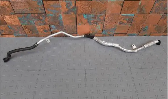 BMW XM Turbo turbocharger oiling pipe/hose 5A0B508 17125A0B508