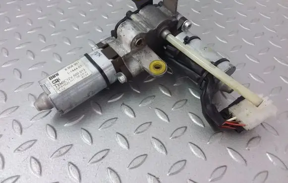BMW 7 E65 E66 Steering column adjust motor 6908961