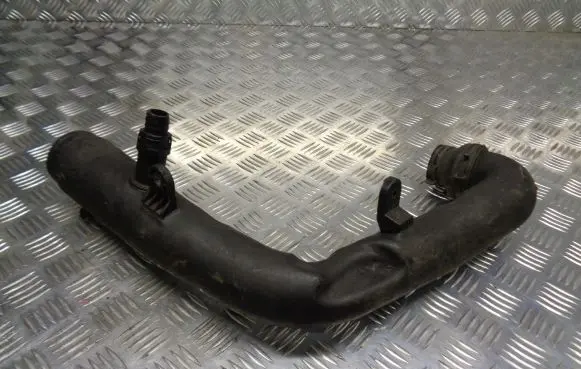 Skoda Octavia Mk2 (1Z) Turbo air intake inlet pipe/hose 1K0129654AA