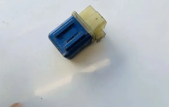Nissan Primera Other relay 252800b000