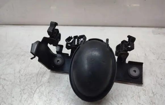 Vacuum air tank